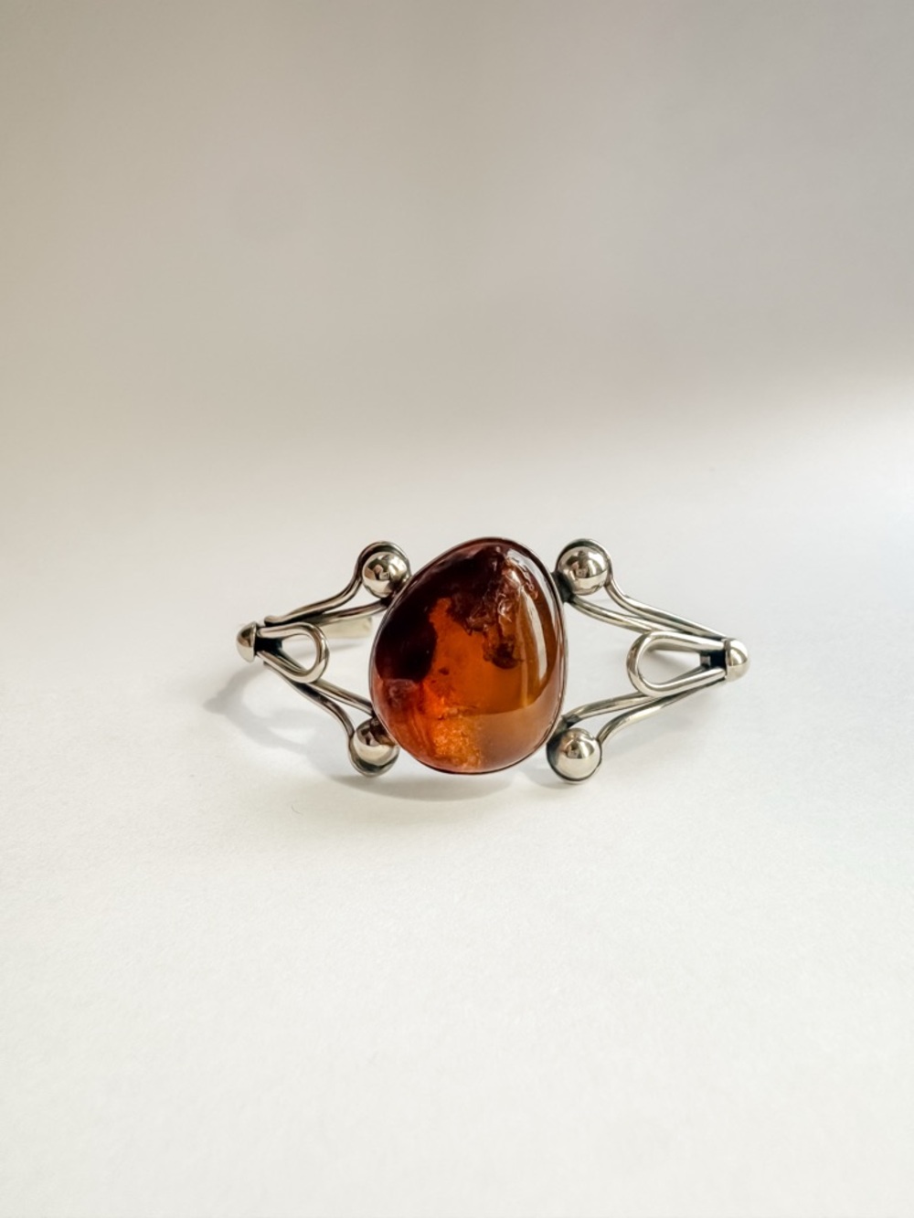 Vintage Silver Cuff Bracelet with Natural Oval Baltic Amber Stone Bezel Setting - Picture 4 of 8